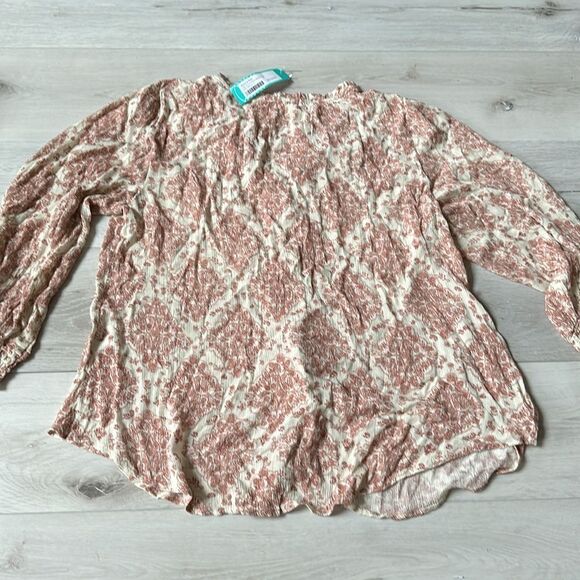 MASON & BELLE
Tierra Smocked Sleeve Woven Top‎ Off White L Stitch Fix Nwt - Picture 7 of 7